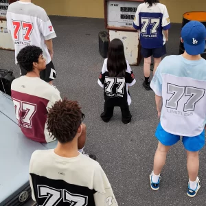 Screen Printing Splicing Design T-shirt - Image 5