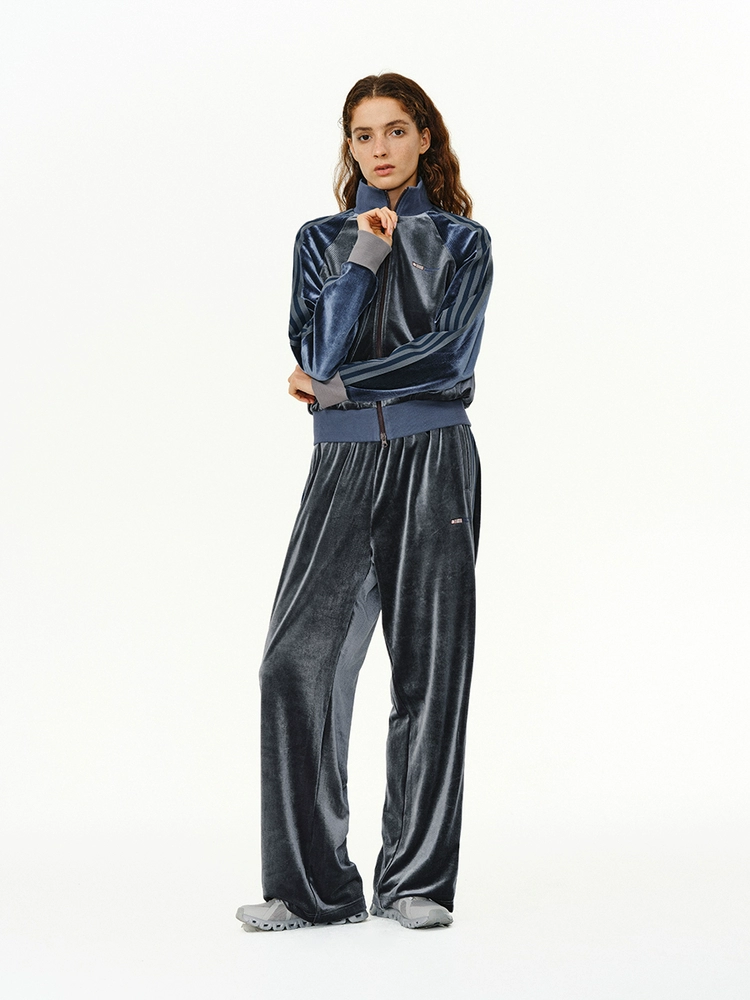 Velvet Cropped Zip-Up Hoodie Set - Image 5