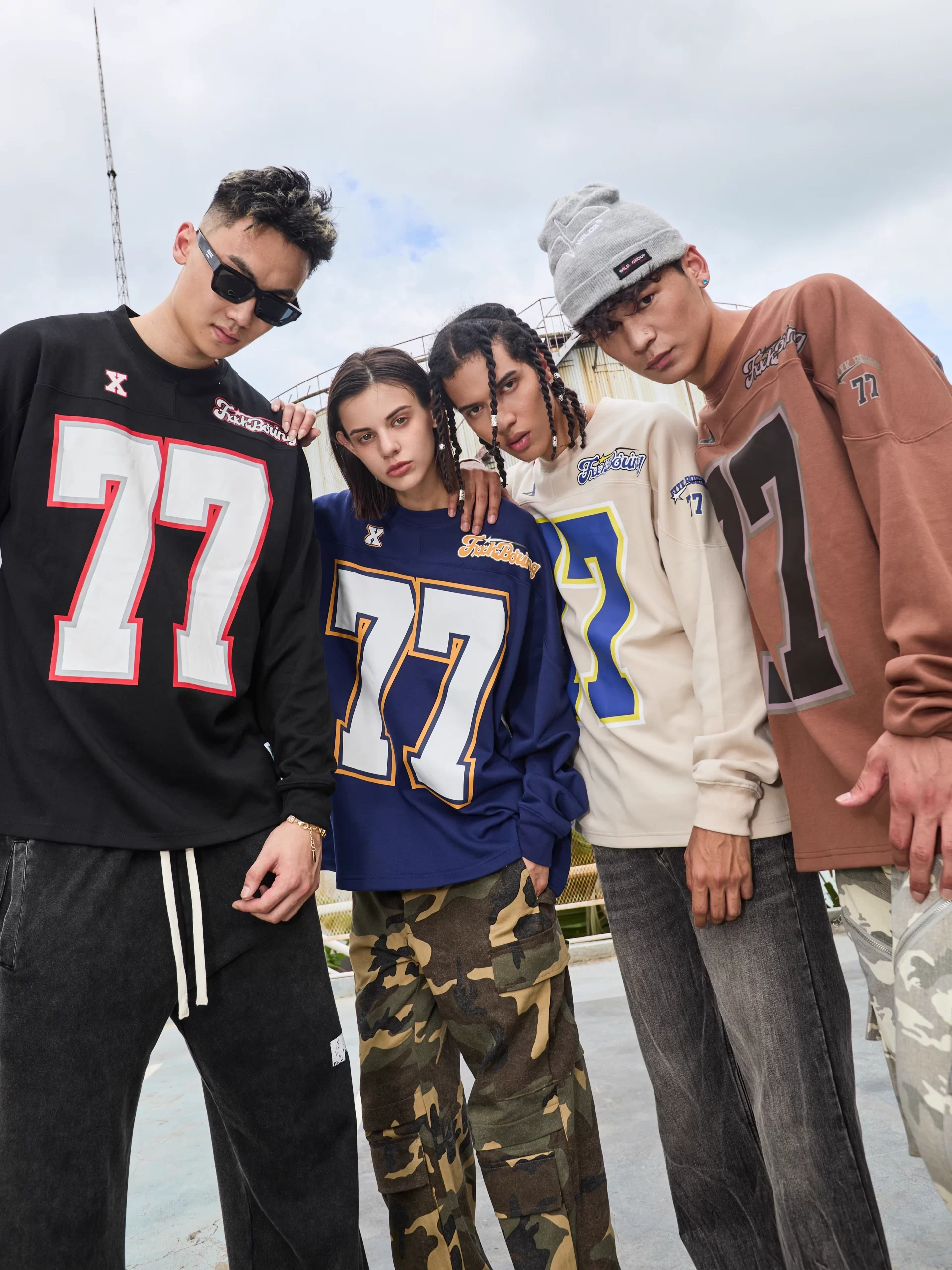 350 Gsm White Base Printing Sweatshirt - Image 3