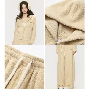 Women Fleece Winter Tracksuit - Image 2