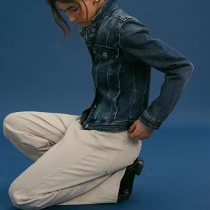 Women Fitted Denim Jacket - Image 10