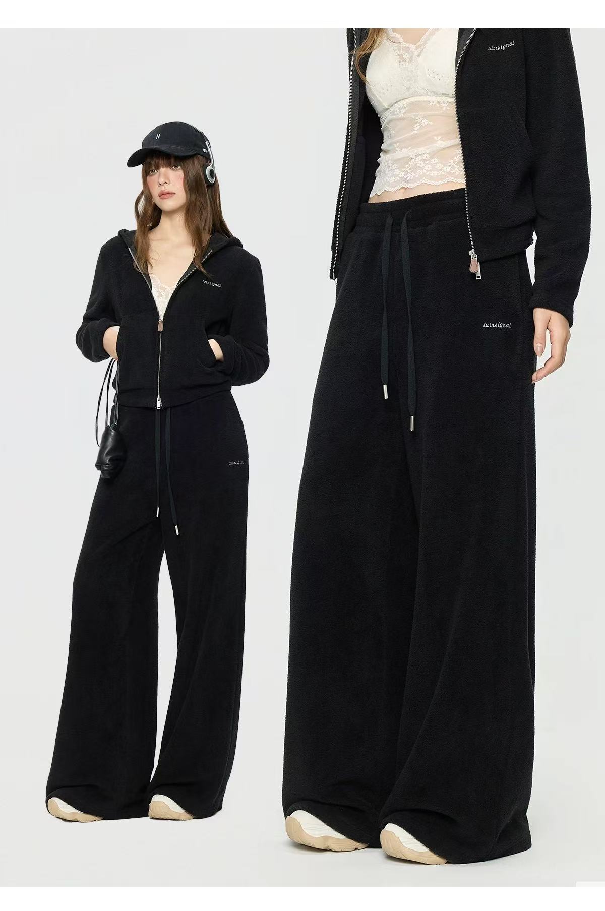 Women Fleece Winter Tracksuit - Image 5