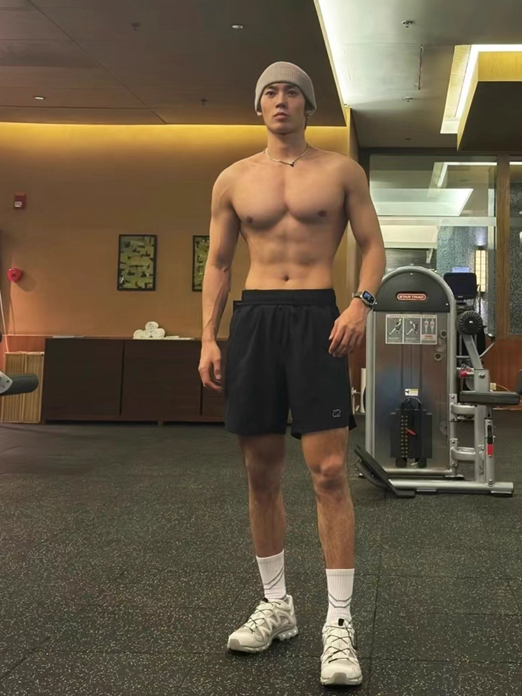 Men‘s Sports Shorts - Image 3